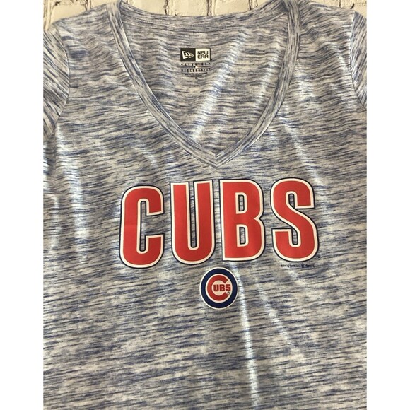 New Era T-Shirt Women's Size XS Color Blue Red Chicago Cubs V-Neck MLB Tee - Picture 4 of 8
